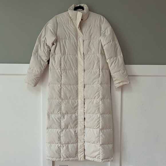 L.L. Bean Women’s Ultrawarm Coat - Long in Paperwhite - Picture 5 of 14